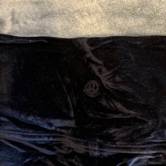 Lululemon Athletica Black Velvet Leggings - Picture 3 of 5